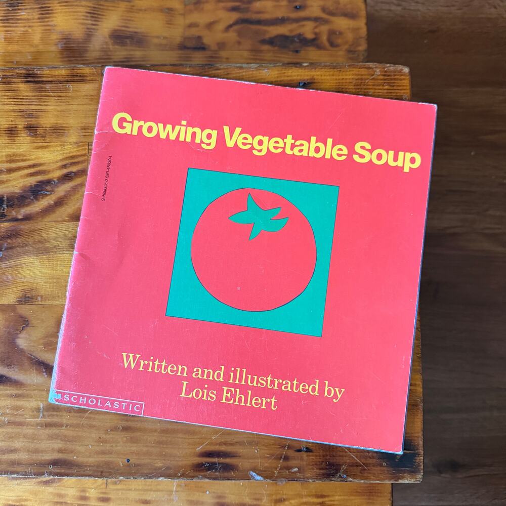 Vintage 1992 Scholastic Growing Vegetable Soup Paperback Book